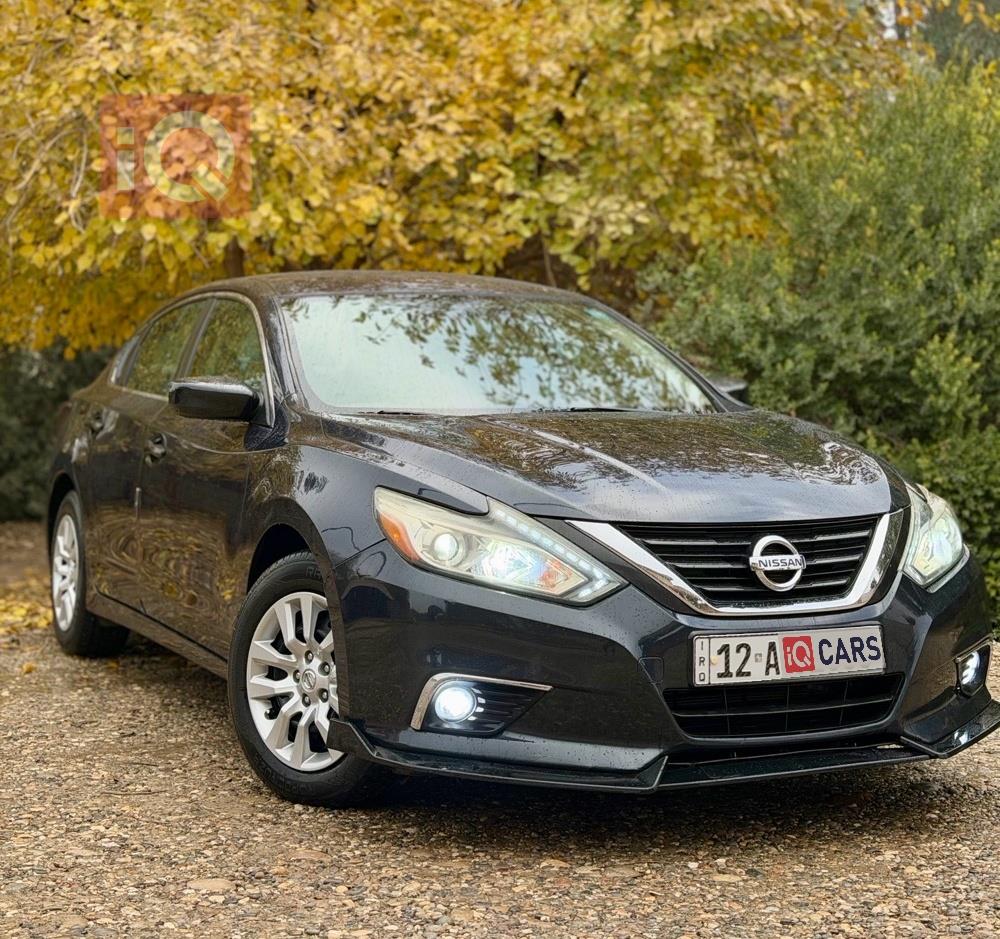 نيسان ألتيما